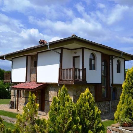 Sichanova Guest House Brŭchkovtsi Exteriör bild