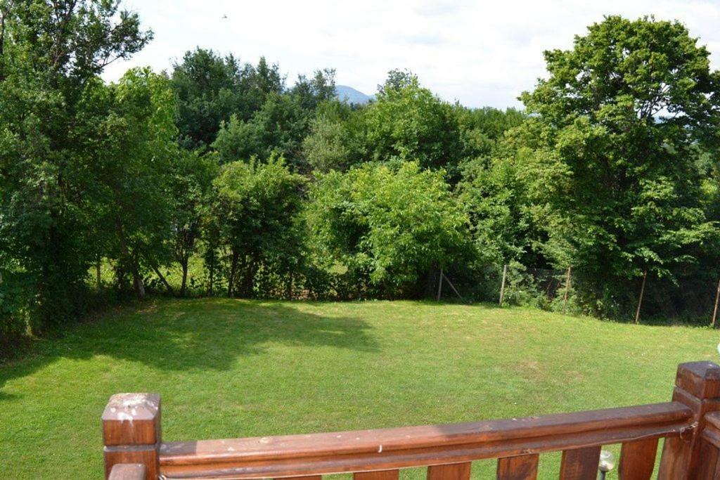 Sichanova Guest House Brŭchkovtsi Exteriör bild